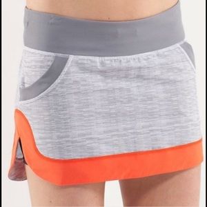 Lululemon skirt with liner. Like new.